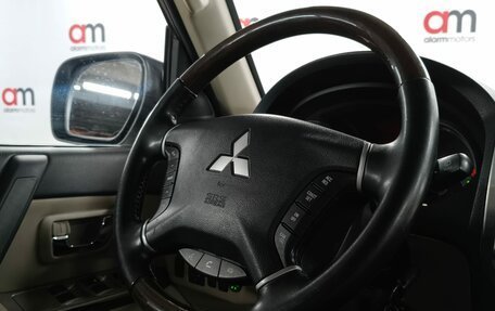 Mitsubishi Pajero IV, 2017 год, 2 999 000 рублей, 12 фотография