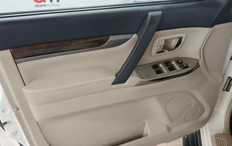 Mitsubishi Pajero IV, 2017 год, 2 999 000 рублей, 16 фотография