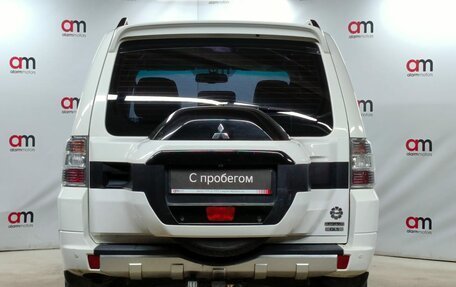 Mitsubishi Pajero IV, 2017 год, 2 999 000 рублей, 5 фотография