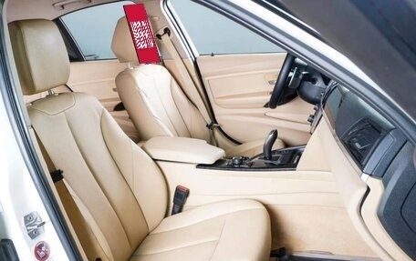 BMW 3 серия, 2012 год, 1 720 000 рублей, 13 фотография