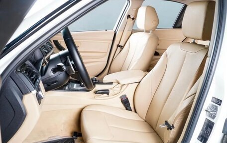 BMW 3 серия, 2012 год, 1 720 000 рублей, 14 фотография