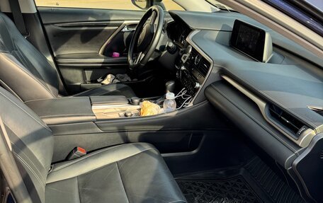 Lexus RX IV рестайлинг, 2019 год, 3 850 000 рублей, 7 фотография