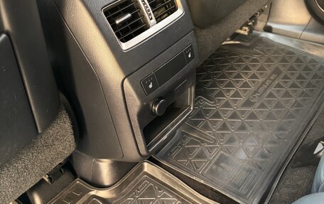 Lexus RX IV рестайлинг, 2019 год, 3 850 000 рублей, 16 фотография