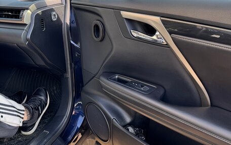 Lexus RX IV рестайлинг, 2019 год, 3 850 000 рублей, 20 фотография