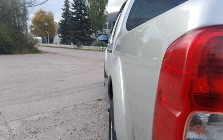 Nissan Navara (Frontier), 2007 год, 940 000 рублей, 14 фотография