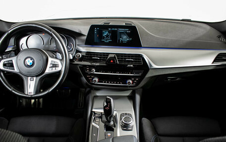 BMW 5 серия, 2020 год, 4 200 000 рублей, 11 фотография