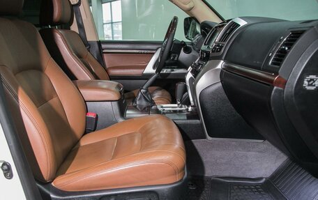 Toyota Land Cruiser 200, 2014 год, 3 599 000 рублей, 15 фотография