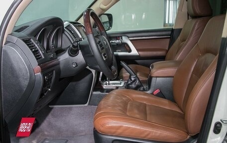 Toyota Land Cruiser 200, 2014 год, 3 599 000 рублей, 12 фотография