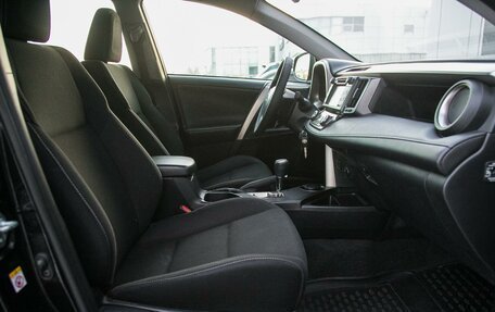 Toyota RAV4, 2015 год, 1 890 000 рублей, 12 фотография
