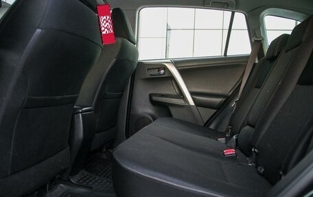 Toyota RAV4, 2015 год, 1 890 000 рублей, 11 фотография