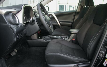 Toyota RAV4, 2015 год, 1 890 000 рублей, 22 фотография