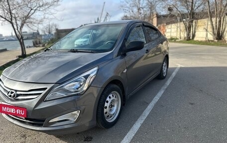 Hyundai Solaris II рестайлинг, 2015 год, 1 080 000 рублей, 4 фотография