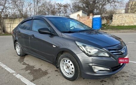 Hyundai Solaris II рестайлинг, 2015 год, 1 080 000 рублей, 3 фотография