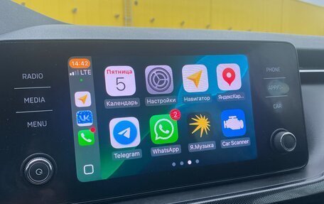 Skoda Rapid II, 2021 год, 2 500 000 рублей, 10 фотография