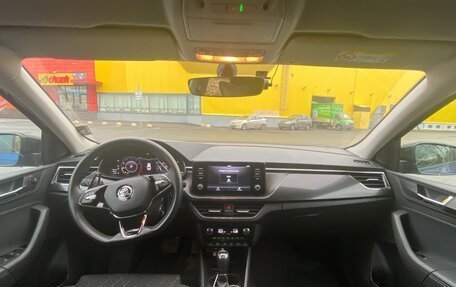 Skoda Rapid II, 2021 год, 2 500 000 рублей, 26 фотография