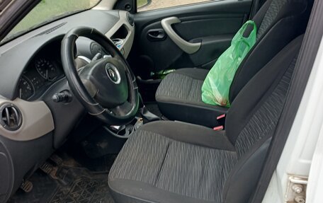 Renault Logan I, 2010 год, 195 000 рублей, 2 фотография