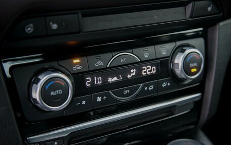 Mazda 6, 2018 год, 2 140 000 рублей, 29 фотография