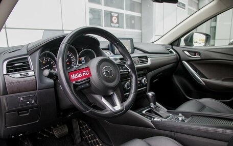 Mazda 6, 2018 год, 2 140 000 рублей, 27 фотография