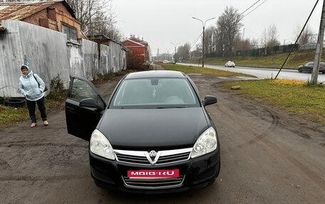 Opel Astra H, 2011 год, 300 000 рублей, 1 фотография