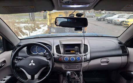 Mitsubishi L200 IV рестайлинг, 2007 год, 920 000 рублей, 9 фотография