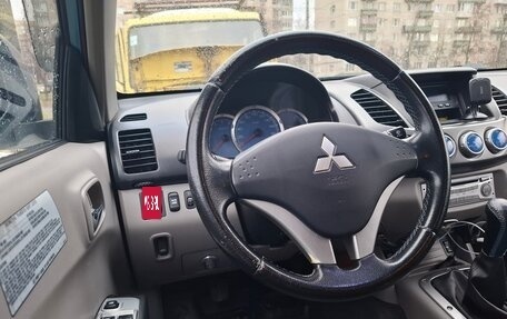 Mitsubishi L200 IV рестайлинг, 2007 год, 920 000 рублей, 8 фотография