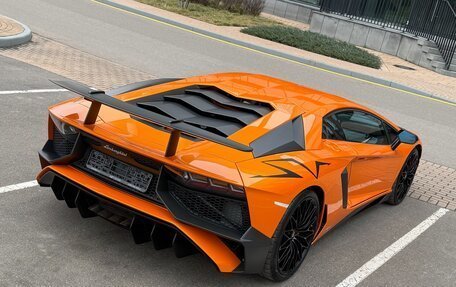 Lamborghini Aventador I рестайлинг, 2015 год, 65 000 000 рублей, 11 фотография
