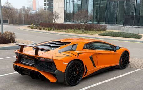 Lamborghini Aventador I рестайлинг, 2015 год, 65 000 000 рублей, 12 фотография