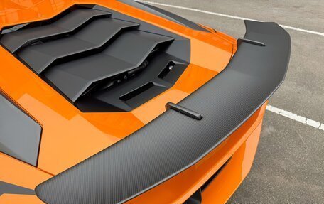 Lamborghini Aventador I рестайлинг, 2015 год, 65 000 000 рублей, 23 фотография