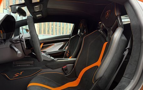 Lamborghini Aventador I рестайлинг, 2015 год, 65 000 000 рублей, 30 фотография