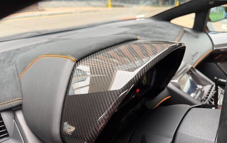 Lamborghini Aventador I рестайлинг, 2015 год, 65 000 000 рублей, 33 фотография