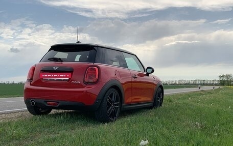 MINI Hatch, 2019 год, 1 950 000 рублей, 10 фотография