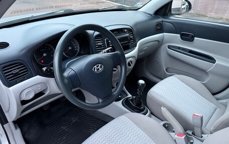 Hyundai Verna II, 2007 год, 540 000 рублей, 16 фотография