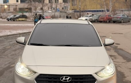 Hyundai Solaris II рестайлинг, 2018 год, 1 198 000 рублей, 1 фотография