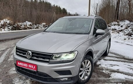 Volkswagen Tiguan II, 2019 год, 2 250 000 рублей, 1 фотография