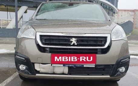 Peugeot Partner II рестайлинг 2, 2017 год, 1 450 000 рублей, 1 фотография