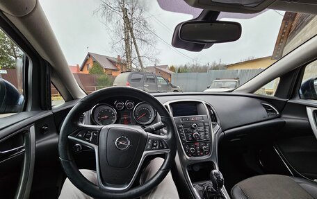 Opel Astra J, 2011 год, 730 000 рублей, 8 фотография
