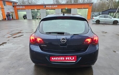Opel Astra J, 2011 год, 730 000 рублей, 5 фотография