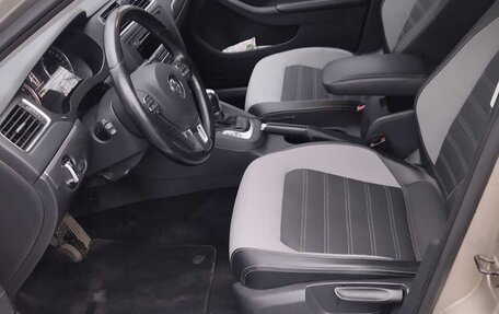 Volkswagen Jetta VI, 2013 год, 950 000 рублей, 11 фотография