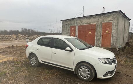 Renault Logan II, 2015 год, 500 000 рублей, 2 фотография