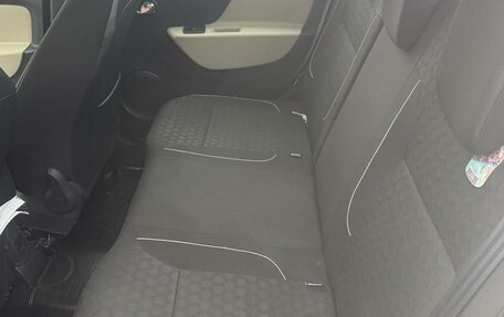 Renault Logan II, 2015 год, 500 000 рублей, 9 фотография