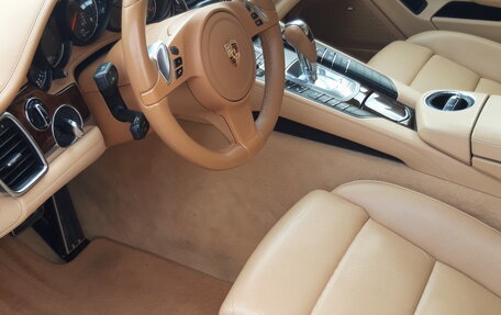 Porsche Panamera II рестайлинг, 2014 год, 7 фотография