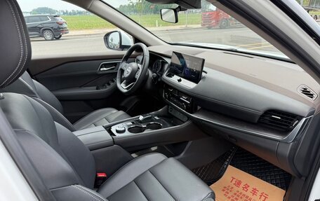 Nissan X-Trail, 2023 год, 4 000 000 рублей, 7 фотография