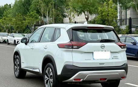 Nissan X-Trail, 2023 год, 4 000 000 рублей, 17 фотография