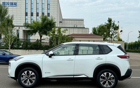 Nissan X-Trail, 2023 год, 4 000 000 рублей, 16 фотография