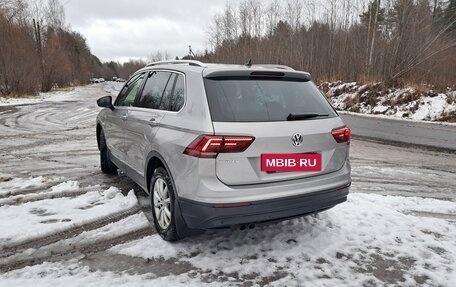 Volkswagen Tiguan II, 2019 год, 2 250 000 рублей, 3 фотография