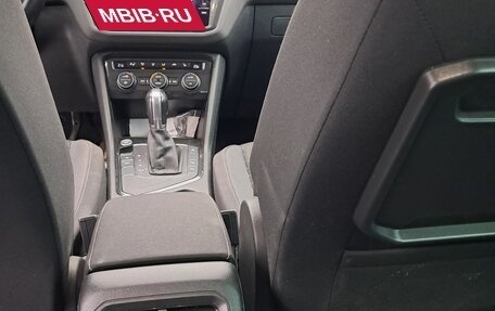 Volkswagen Tiguan II, 2019 год, 2 250 000 рублей, 7 фотография