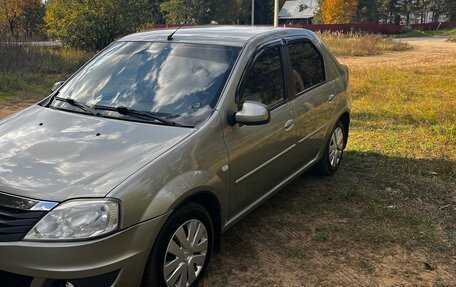 Renault Logan I, 2013 год, 450 000 рублей, 4 фотография