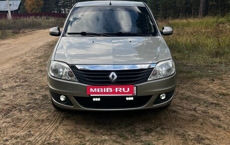 Renault Logan I, 2013 год, 450 000 рублей, 2 фотография
