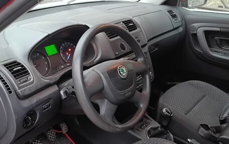 Skoda Fabia II, 2011 год, 600 000 рублей, 9 фотография