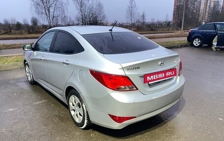 Hyundai Solaris II рестайлинг, 2014 год, 850 000 рублей, 3 фотография